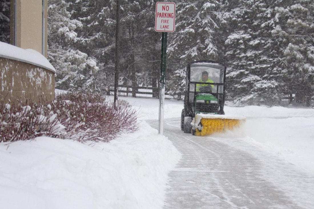 Sidewalk_snow_removal.jpg